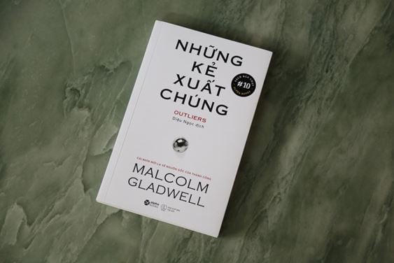 Lý do các tỷ phú nổi tiếng trên thế giới như Bill Gates và Charlie Munger cùng đề cử cuốn sách?