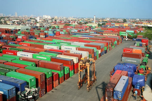 Container Việt Nam (VSC): Loạt lãnh đạo cấp cao bán sạch cổ phiếu trước thềm huy động vốn nghìn tỷ
