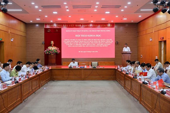 Hoàn thiện cơ chế để quyền làm chủ của Nhân dân được thực hiện ngày càng đầy đủ, thực chất