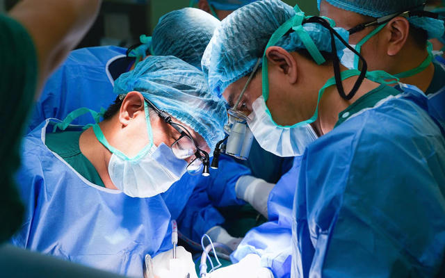 PGS.TS Đào Xuân Cơ: Đưa Bạch Mai về gần dân hơn để thêm cơ hội sống cho người bệnh trong ‘thời gian vàng’