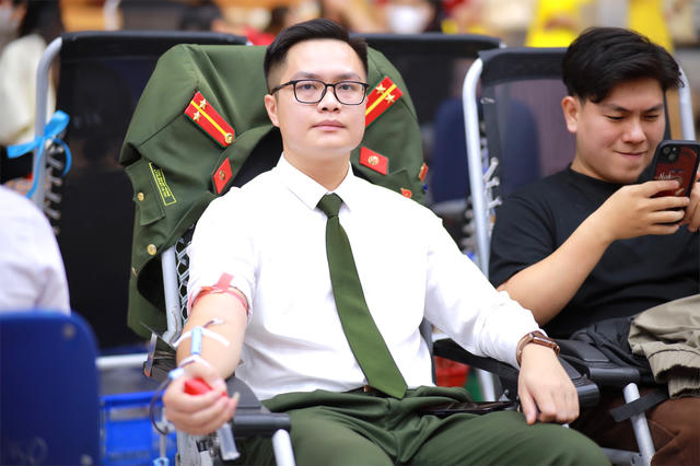 Trung úy Chu Mạnh Hùng: “Hạt nhân” tình nguyện, xuất sắc trong học tập và rèn luyện