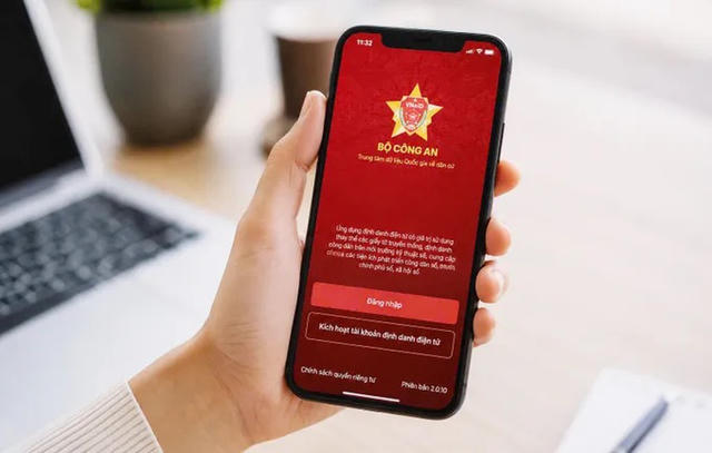 Tích hợp 5 loại giấy tờ trên VNeID, người dân được miễn, giảm phí thủ tục hành chính