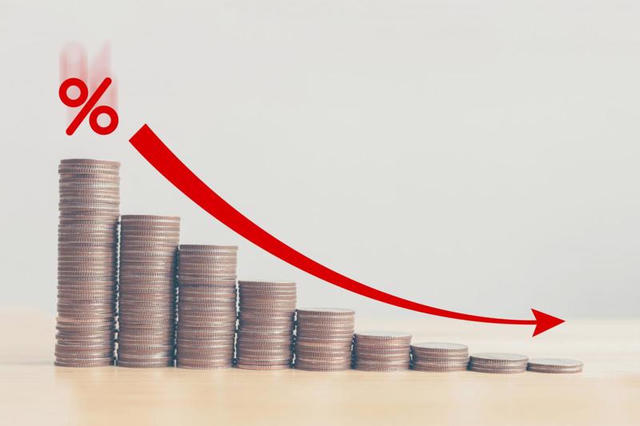 Ngân hàng Nhà nước yêu cầu giảm lãi suất cho vay tới 2%/năm, kiểm soát chặt cuộc đua huy động vốn Ngân hàng Nhà nước yêu cầu giảm lãi suất cho vay tới 2%/năm, kiểm soát chặt cuộc đua huy động vốn