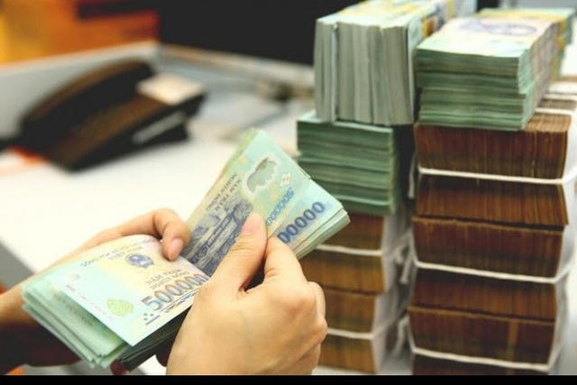 Ngân hàng Nhà nước yêu cầu giảm tối thiểu 0,5%/năm lãi suất tiền gửi bình quân