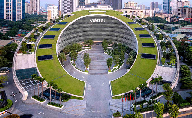 Công ty quản lý hạ tầng lớn mạnh của Viettel được trao tặng Huân chương Lao động hạng Nhì Công ty quản lý hạ tầng lớn mạnh của Viettel được trao tặng Huân chương Lao động hạng Nhì