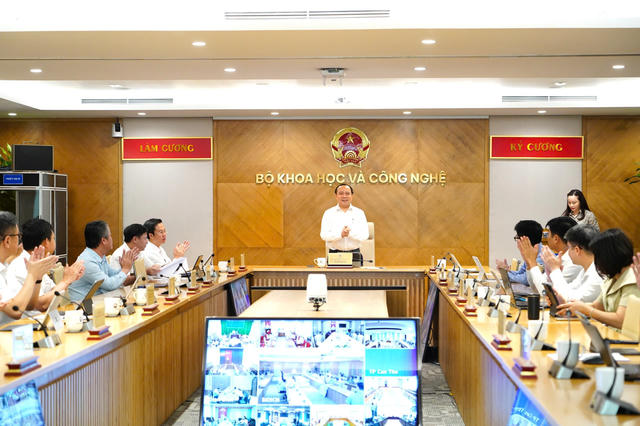 Giải ngân 41,18% kinh phí khoa học, công nghệ: Áp lực tăng tốc cuối năm