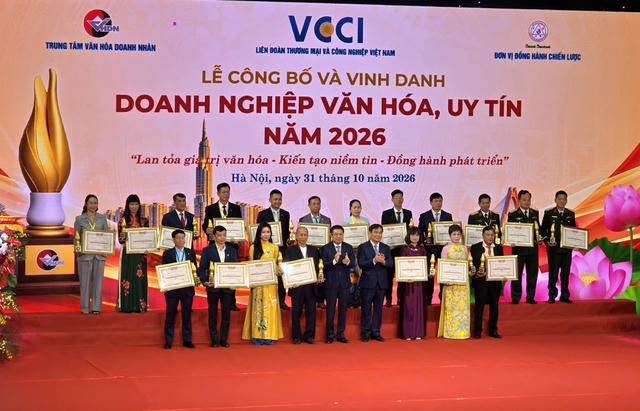 Vinh danh 100 doanh nghiệp tiêu biểu trong xây dựng văn hóa kinh doanh