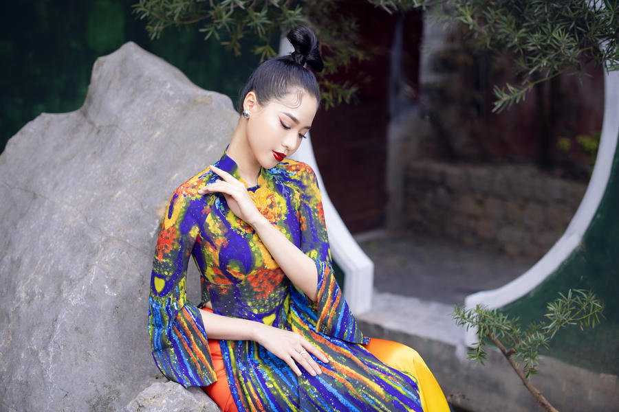 Vẻ đẹp thanh lịch là hình ảnh Bảo Châu đang xây dựng trong lòng công chúng