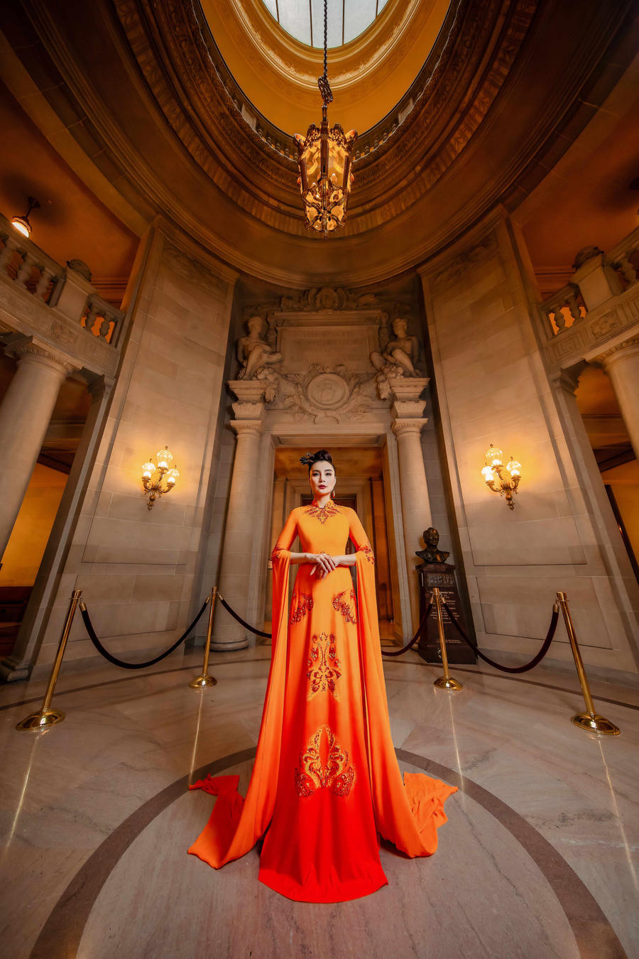 NTK ĐTHN đã góp sức quảng bá áo dài trong và ngoài nước. Mới đây đã vừa ra mắt văn phòng áo dài phục vụ thị trường tại Mỹ 