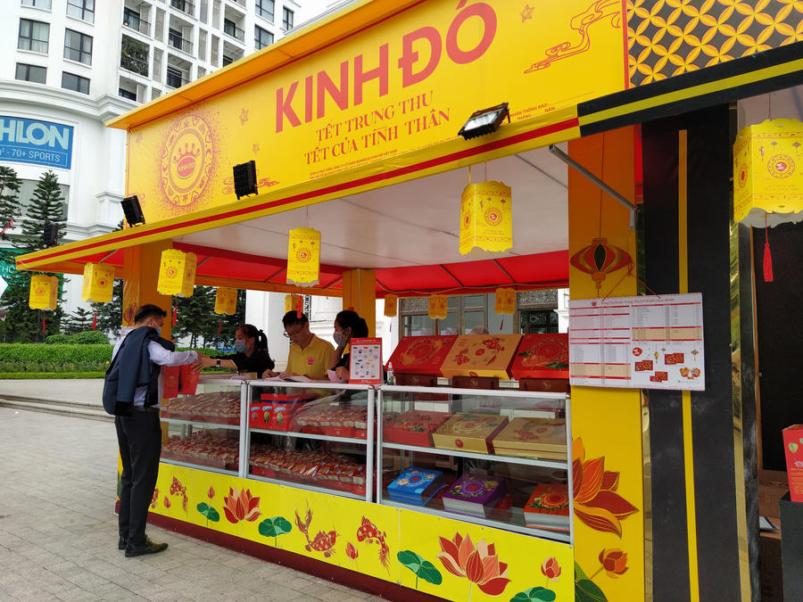 Sắp tới Tết Trung thu rồi nhưng lượng khách mua hàng vẫn chưa tăng
