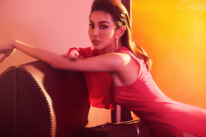Cuộc thi Miss Grand International 2021 đã chính thức công bố địa điểm chung kết diễn ra tại Phuket, Thái Lan và dời thời gian lại xa hơn là ngày 4/12/2021. Thùy Tiên sẽ là đại diện của Việt Nam “mang chuông đi đánh xứ người” ở đấu trường nhan sắc sắp tới.