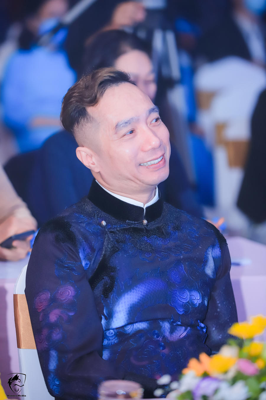 Đỗ Trịnh Hoài Nam luôn hướng mọi hoạt động của mình để tôn vinh vẻ đẹp của nhân loại và niềm hạnh phúc của những người phụ nữ.