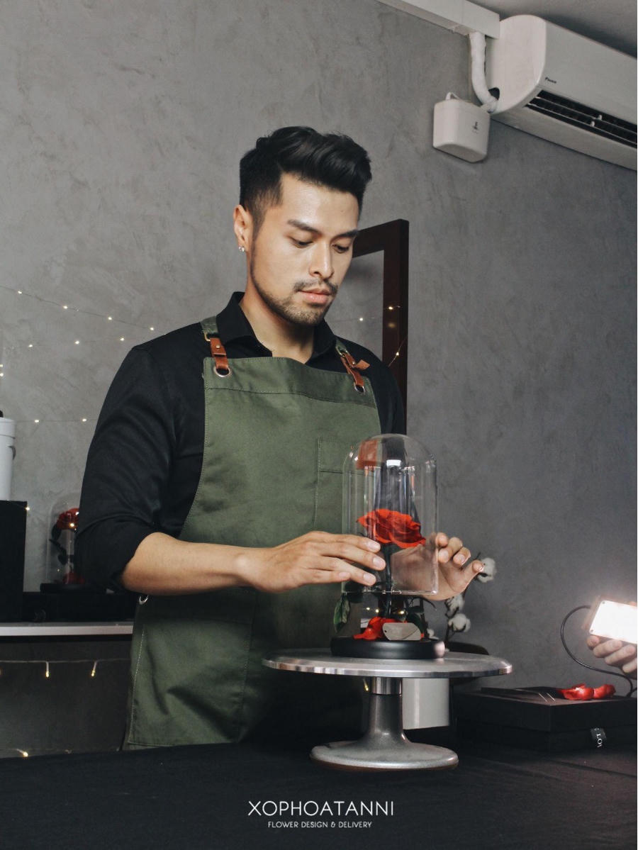 Sản phẩm của Xophoatanni phù hợp làm quà tặng trong nhiều dịp khác nhau như mừng khai trương, tặng quà cá nhân/doanh nghiệp hoặc hoa cưới… Ngoài ra, Xophoatanni cũng có nhiều lựa chọn khác ở phân khúc giá rẻ (khoảng vài trăm nghìn/bó). 