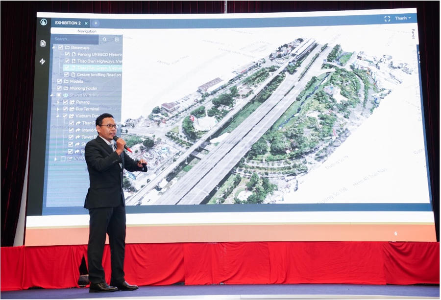 Ông Thành Cát Đăng Khoa (người trình bày) giới thiệu với ban ngành thành phố Thủ Đức về ứng dụng Digital Twin – Bản sao số ứng dụng cho Thành phố thông minh. Ảnh: Visco
