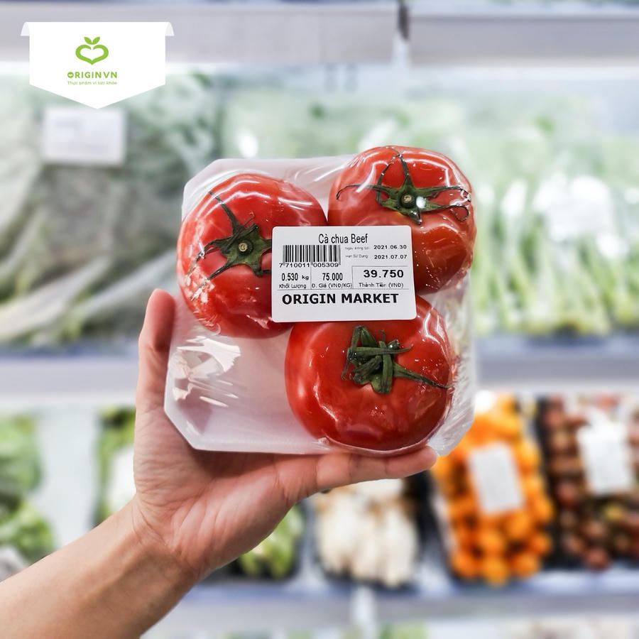 Cà chua Beef là giống cà chua cao cấp của châu Âu có nhiều ưu điểm như trái to, chắc, ít hạt, cơm dày.