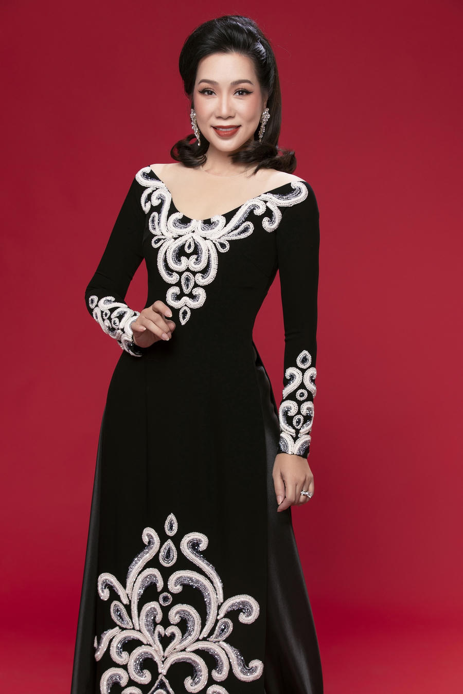 Nam nhà mốt chọn Trịnh Kim Chi làm “nàng thơ