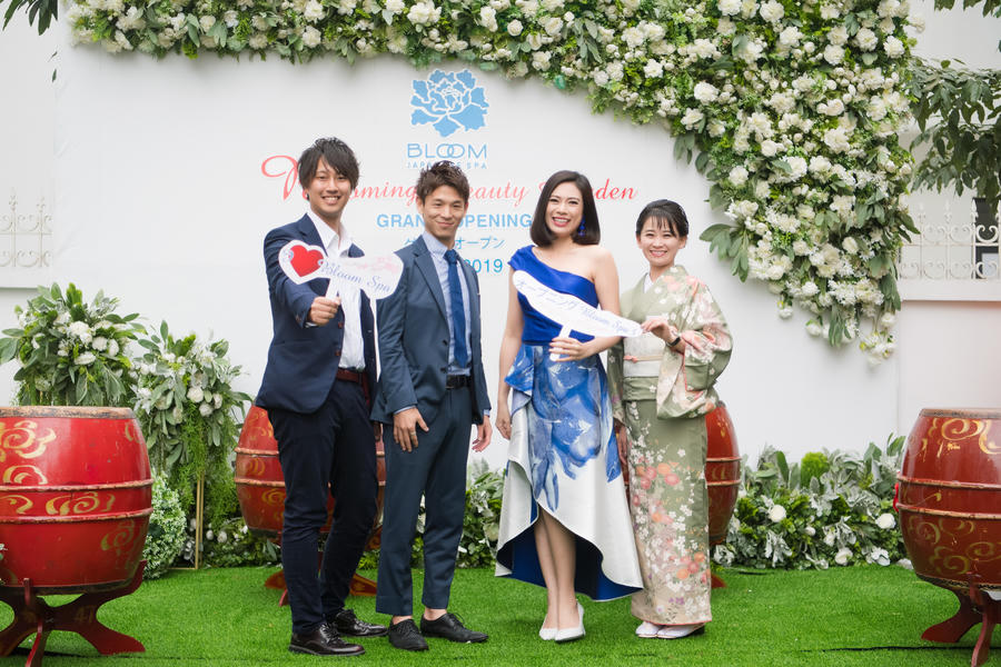 CEO Nguyễn Thùy Dương, chuyên gia Emi Ishikawa và các chuyên gia Nhật