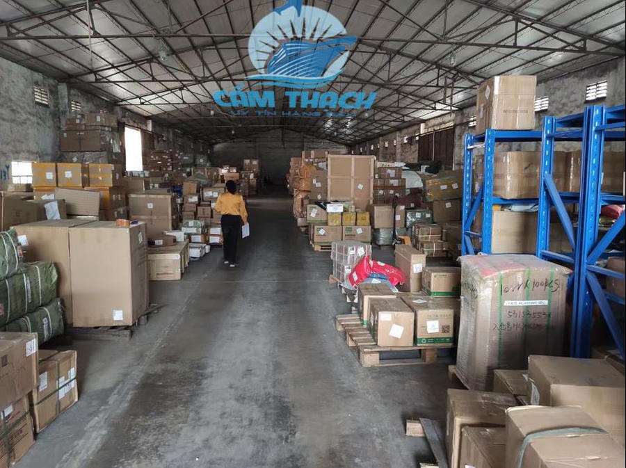 Cẩm Thạch Logistics sở hữu hệ thống bến bãi, kho hàng lớn