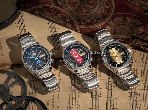 Đồng hồ Orient mặt đỏ hiện đang có sẵn tại các đại lý chính hãng như Đồng Hồ Hải Triều