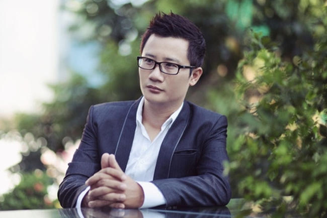 Ca sĩ Hoàng Bách.