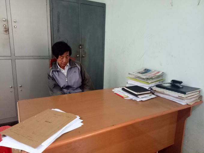 Ông Huỳnh Bê tại trụ sở UBND xã Hòa An, huyện Krông Pắk, tỉnh Đắk Lắk.