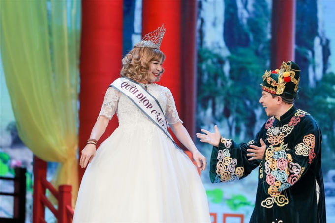 Hoàng Bách lên tiếng phản đối Táo Quân sau bức thư ngỏ của tổ chức bảo vệ người đồng tính