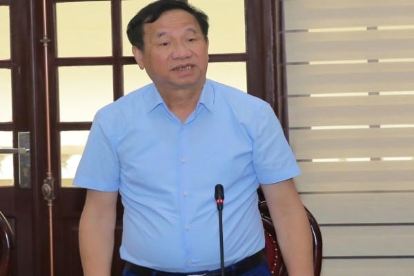 Đại diện doanh nghiệp phát biểu tại hội nghị.