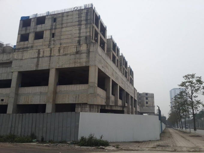 Chậm tiến độ đã lâu nhưng dự án vẫn "treo lơ lửng".