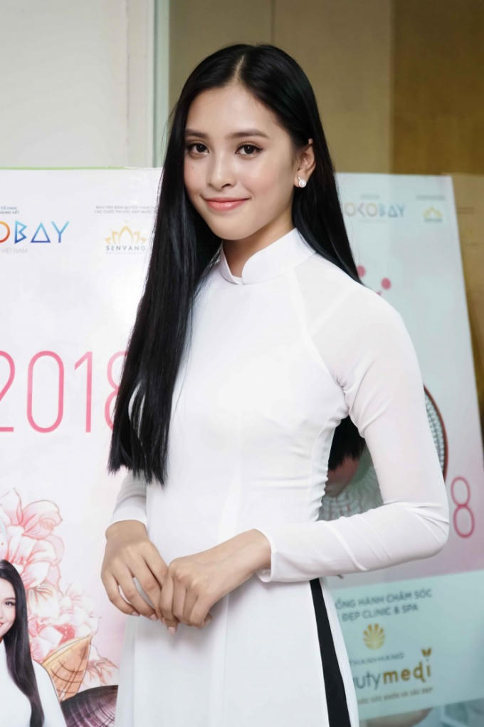 Hoa hậu Trần Tiểu Vy ở vòng sơ loại Hoa hậu Việt Nam 2018.