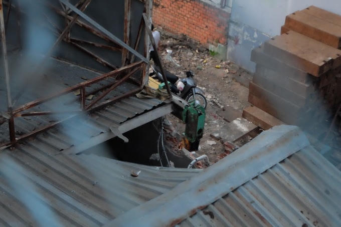 Vụ tai nạn n&agrave;y một lần nữa gi&oacute;ng l&ecirc;n hồi chu&ocirc;ng cảnh b&aacute;o về t&igrave;nh trạng mất an to&agrave;n lao động xảy ra li&ecirc;n tiếp trong thời gian gần đ&acirc;y.