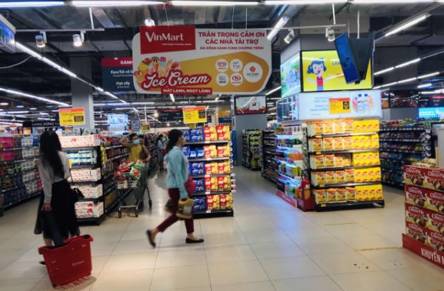 VinMart/VinMart+ “tung” khuyến mại lớn, cam kết tiêu thụ 500 tấn nhãn lồng đặc sản Hưng Yên