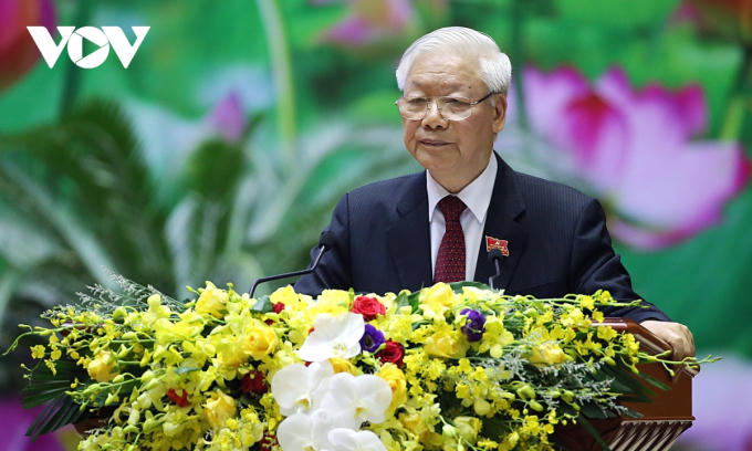 Anh10.