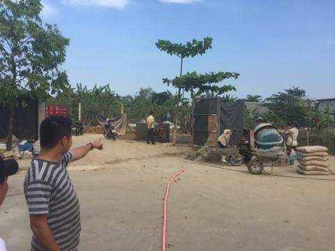 Người dân cho rằng việc đặt tram BTS gây ảnh hưởng sức khỏe của người dân sống gần khu vực này.