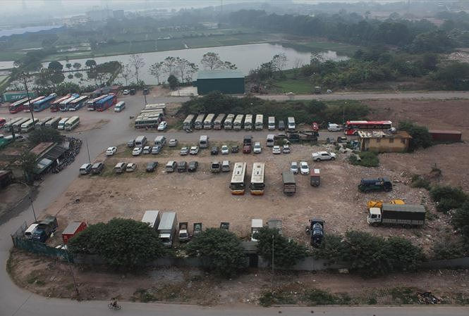 Nhiều dự án "ôm đất" khi những không triển khai mà còn được chủ đầu tư cho thuê, sử dụng sai mục đích. Thậm chí, chủ đầu tư còn tìm cách liên kết hoặc bán lại dự án gây nhiều bức xúc cho người dân.