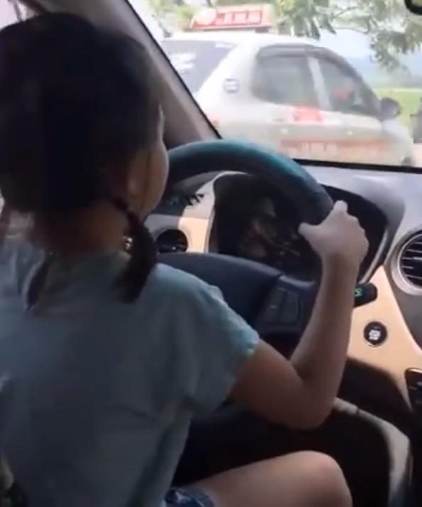 Ảnh cắt từ clip.