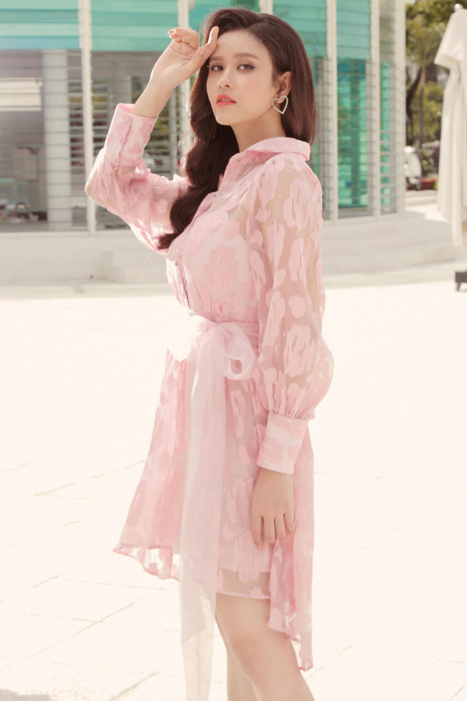 Trương Quỳnh Anh đẹp mơ màng hóa “nàng thơ” của David Wong