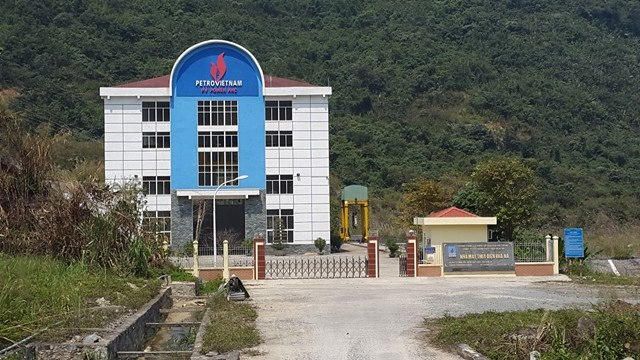 Nhà máy Thủy điện Hủa Na tại Quế Phong.