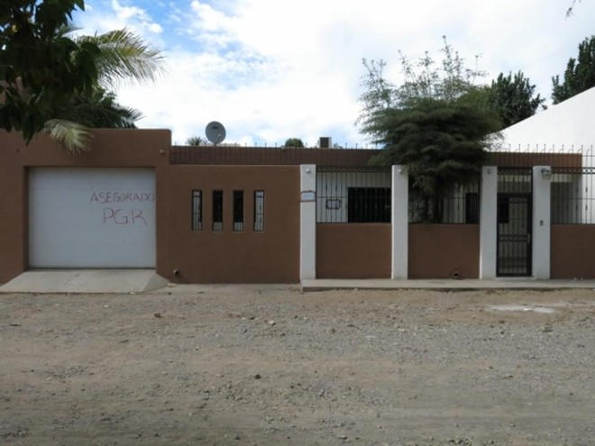 Ngôi nhà tại thành phố Culiacan, bang Sinaloa nối với đường hầm giúp trùm ma túy vượt ngục thành công hồi tháng 7/2014. Y có ít nhất 16 ngôi nhà và 4 nông trại. Ảnh: AP.