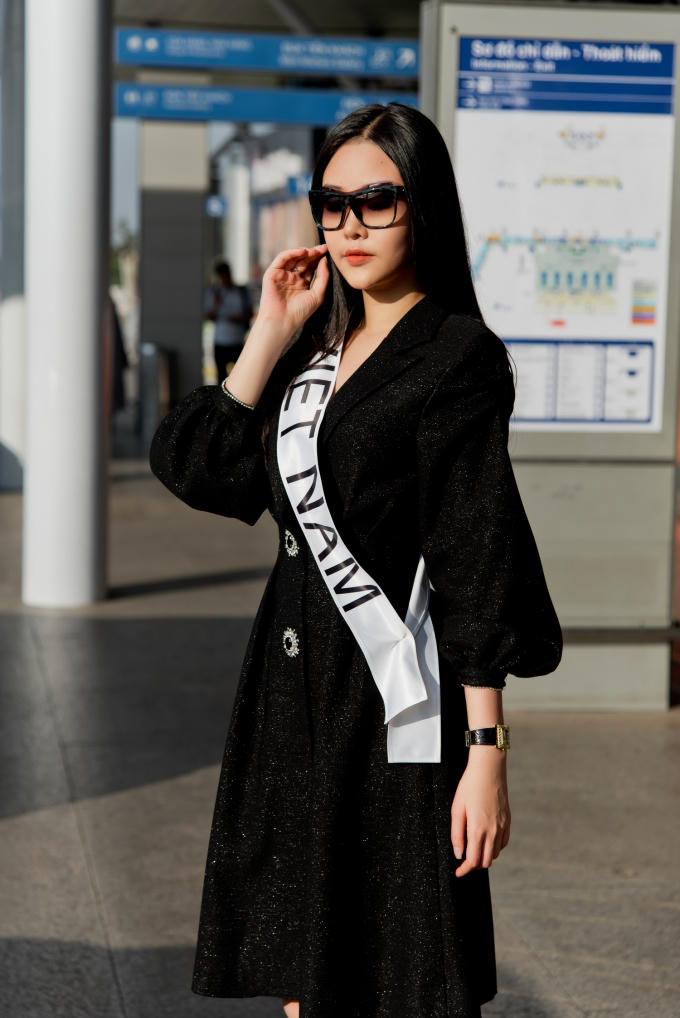 Mặc khen chê trên mạng, Ngân Anh lên đường tham dự Miss Intercontinental 2018