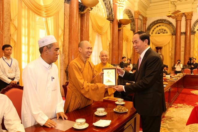 Chủ tịch nước Trần Đại Quang đón tiếp các chức sắc tôn giáo
