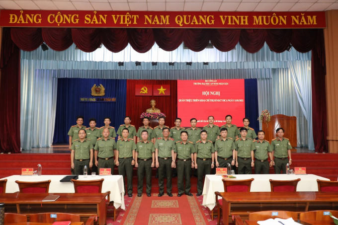 Các đại biểu tham dự Hội nghị.