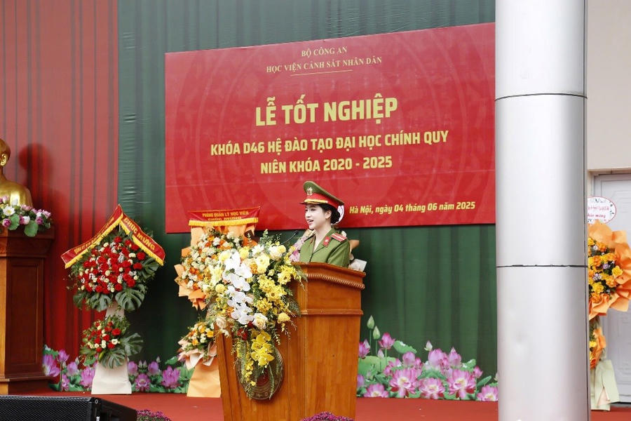 Thiếu úy Đinh Vân Anh - Nữ sỹ quan phòng, chống tội phạm ma túy tâm sự xúc động ngày ra trường.