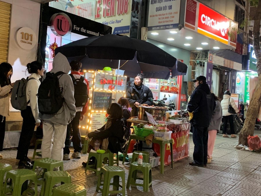 Lạp xưởng nướng đá – mối nguy cơ tiềm ẩn cho sức khỏe