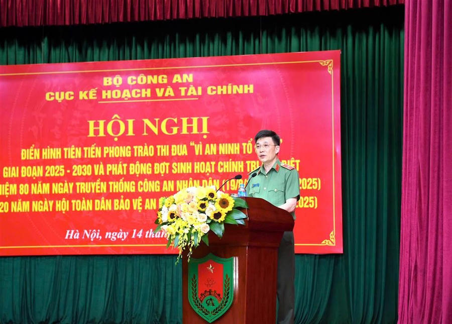 Thiếu tướng Phạm Trường Giang chia sẻ tại Hội nghị. (Ảnh: BCA)