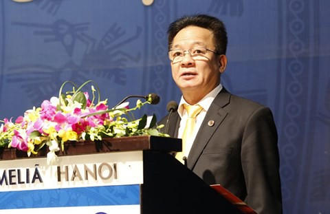 Ông "bầu" Đỗ Quang Hiển.