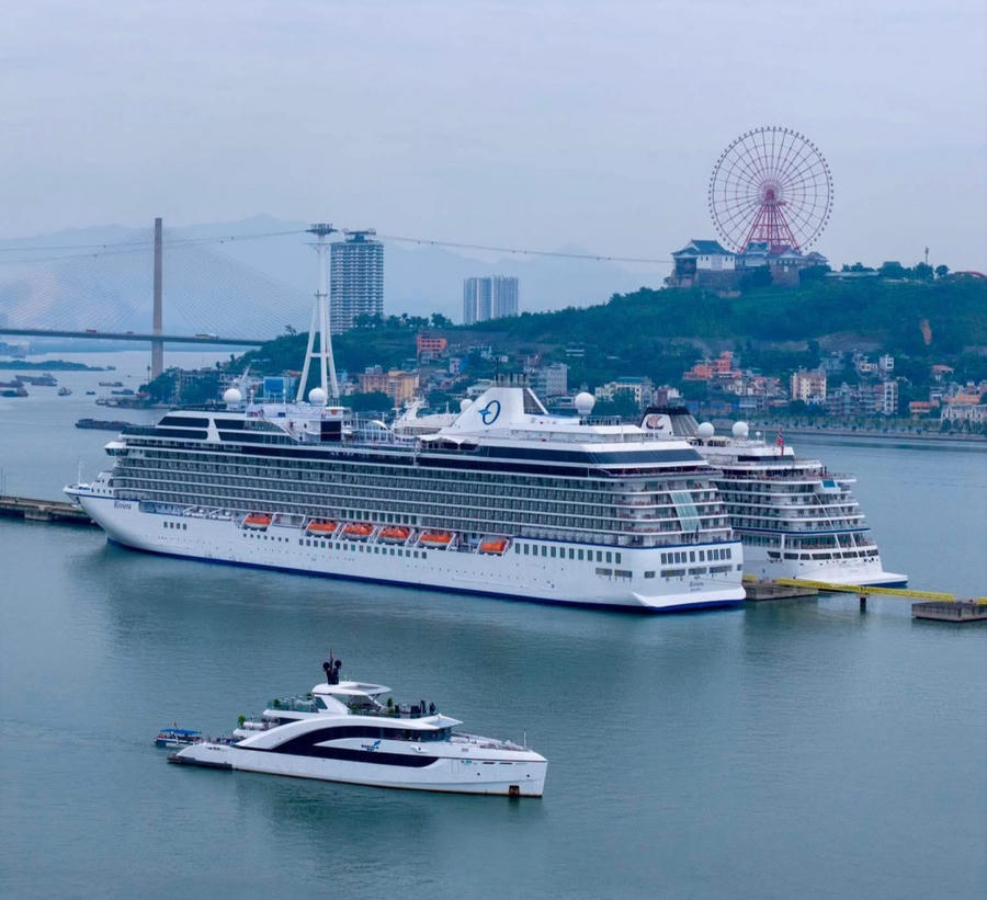 Quảng Ninh đang tiến gần mục tiêu mới hơn 21 triệu lượt khách trong năm 2025