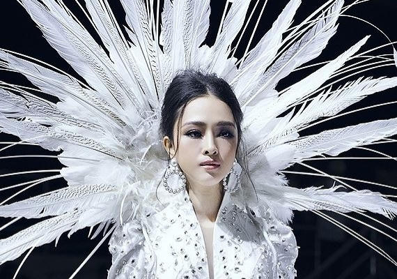 Hoa hậu Phương Nga trở lại showbiz