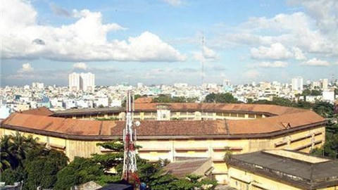 Trại giam Chí Hòa.