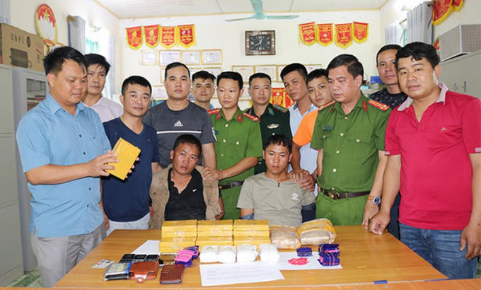 2 đối tượng Phá A Sự và Phá A Tro cùng số tang vật