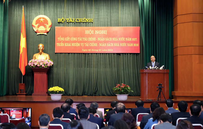 Cùng dự có Phó Thủ tướng Vương Đình Huệ, lãnh đạo một số bộ, ban, ngành và 63 tỉnh, thành phố tại các đầu cầu truyền hình trực tuyến.